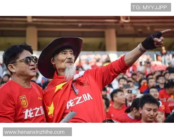 足球明星的魅力与影响力如何激励模仿者追随他们的脚步与风采 足球明星的魅力与影响力如何激励模仿者追随他们的脚步与风采