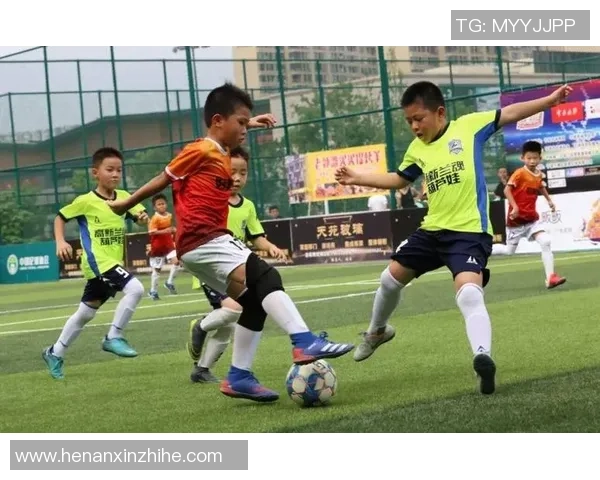 足球盛宴：深入解析上海足球队球员的个人技术与战术素养